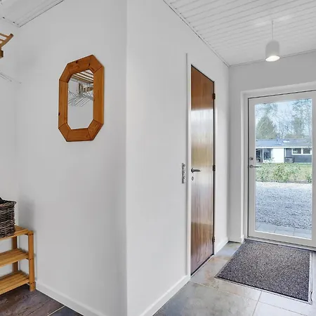 Beautiful In With Sauna Vakantiehuis