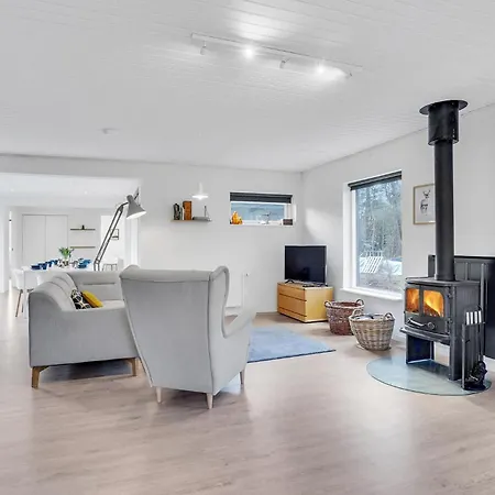 Beautiful In With Sauna Holiday home Farvang