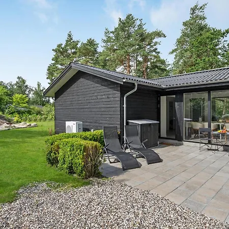 Beautiful In With Sauna Farvang